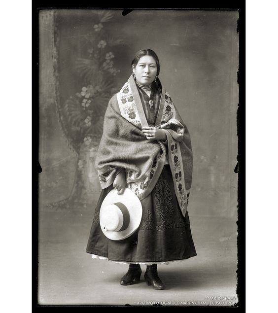 Donna Angelicata andina -  Foto de Martín Chambi
